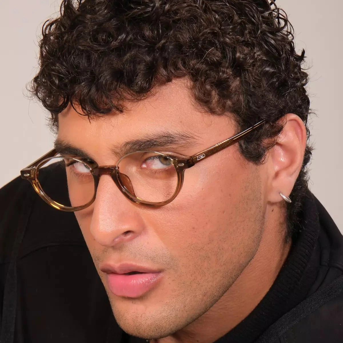 Armação Oval Alure Óculos de Grau Zeno