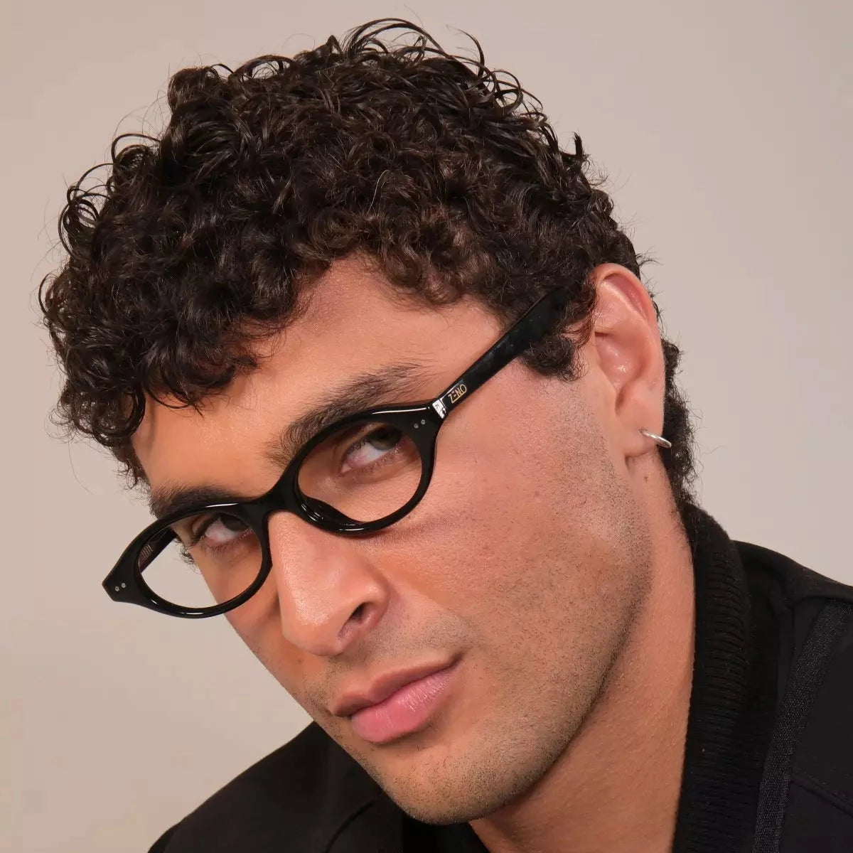 Armação Oval Kat Óculos de Grau Zeno