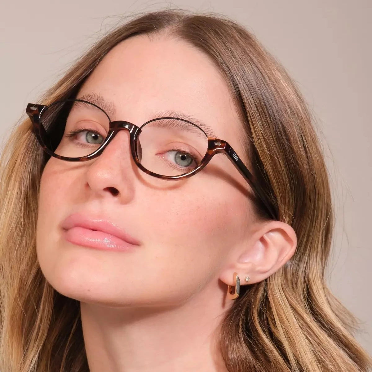 Armação Oval Alure Óculos de Grau Zeno 